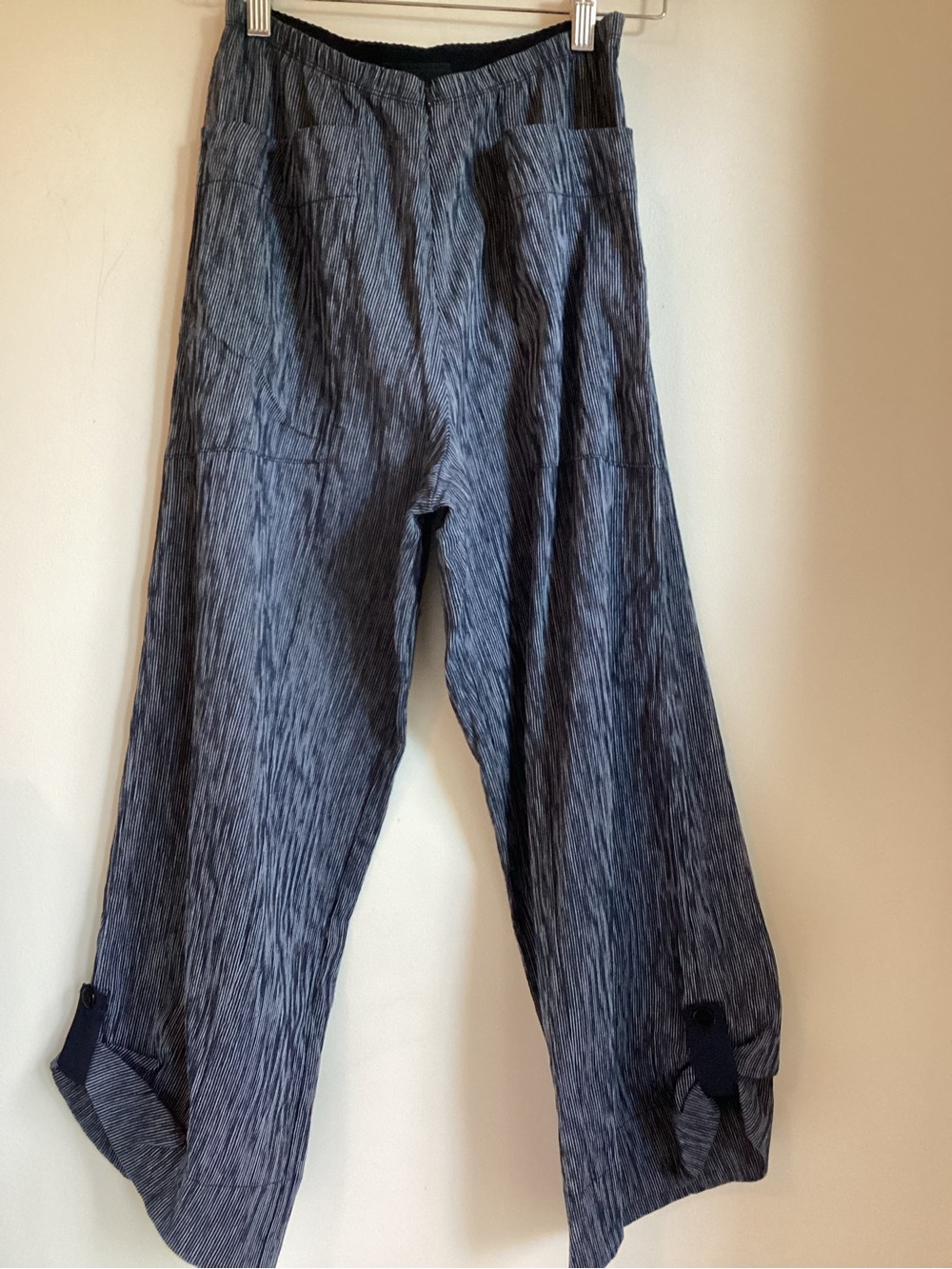 Porto San Francisco Peddler Pant Navy Blue Gray Crinkle Tie Cuff Crop Size 0